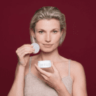 Nu Skin 180 Grad Aha Peel von Nuskin mit Modell