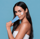 Nu Skin Modell für Cleanser für trockene Haut